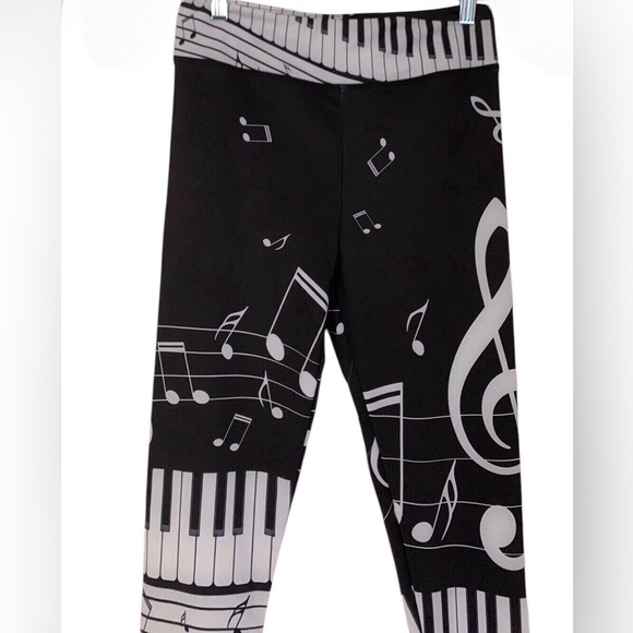 🎵Unisex 2 Piece tracksuit Music Notes Musical Piano Keys🎵 - Picture 7 of 10